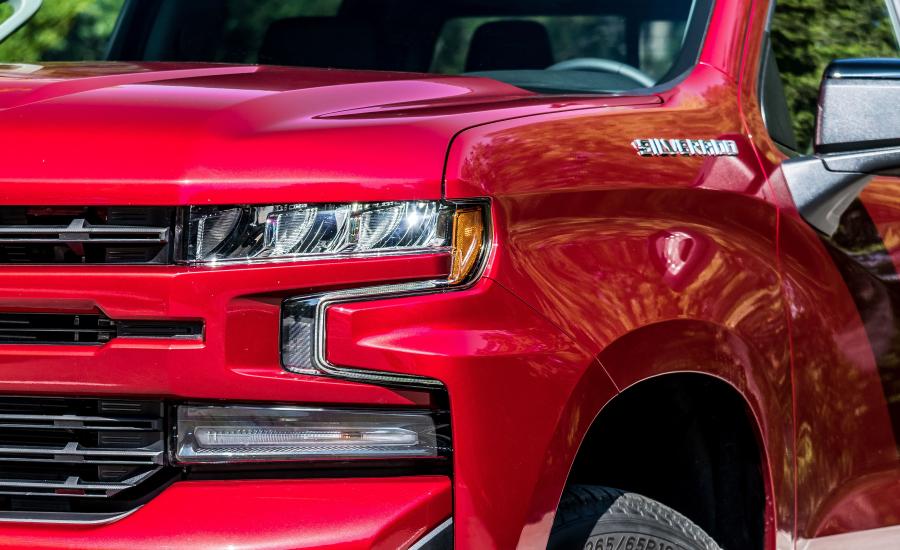 Детали экстерьера Chevrolet Silverado RST Crew Cab 2018 года  (фото 25 из 30)